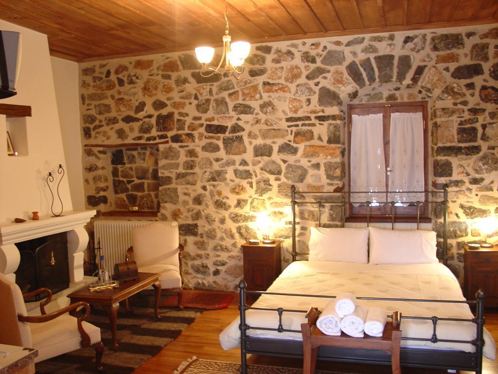 Archontiko Nikolopoulou Hotel Vitina Room photo