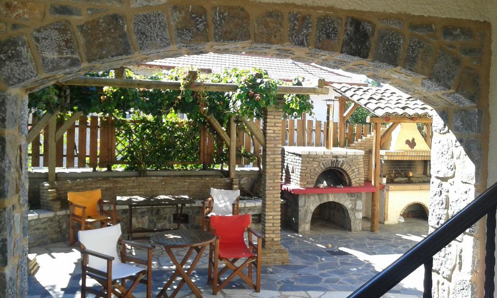 Archontiko Nikolopoulou Hotel Vitina Exterior photo