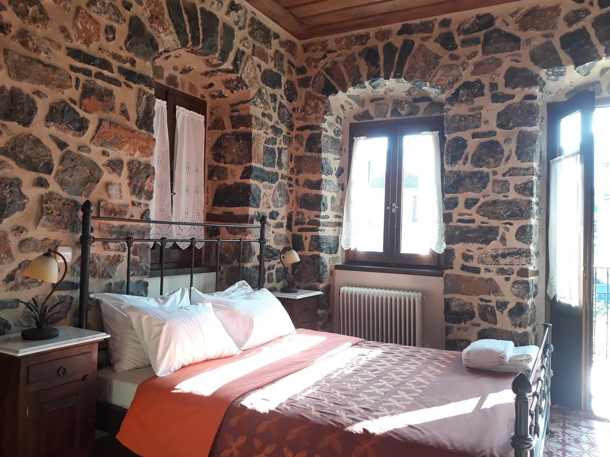 Archontiko Nikolopoulou Hotel Vitina Exterior photo