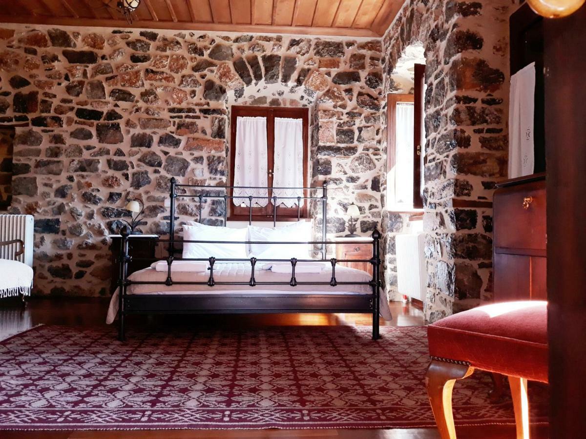 Archontiko Nikolopoulou Hotel Vitina Exterior photo